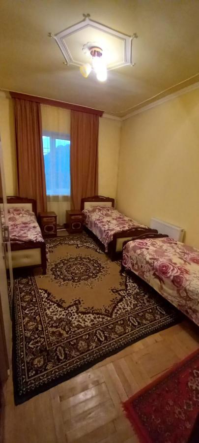 Serik & Geora Guesthouse セヴァン エクステリア 写真