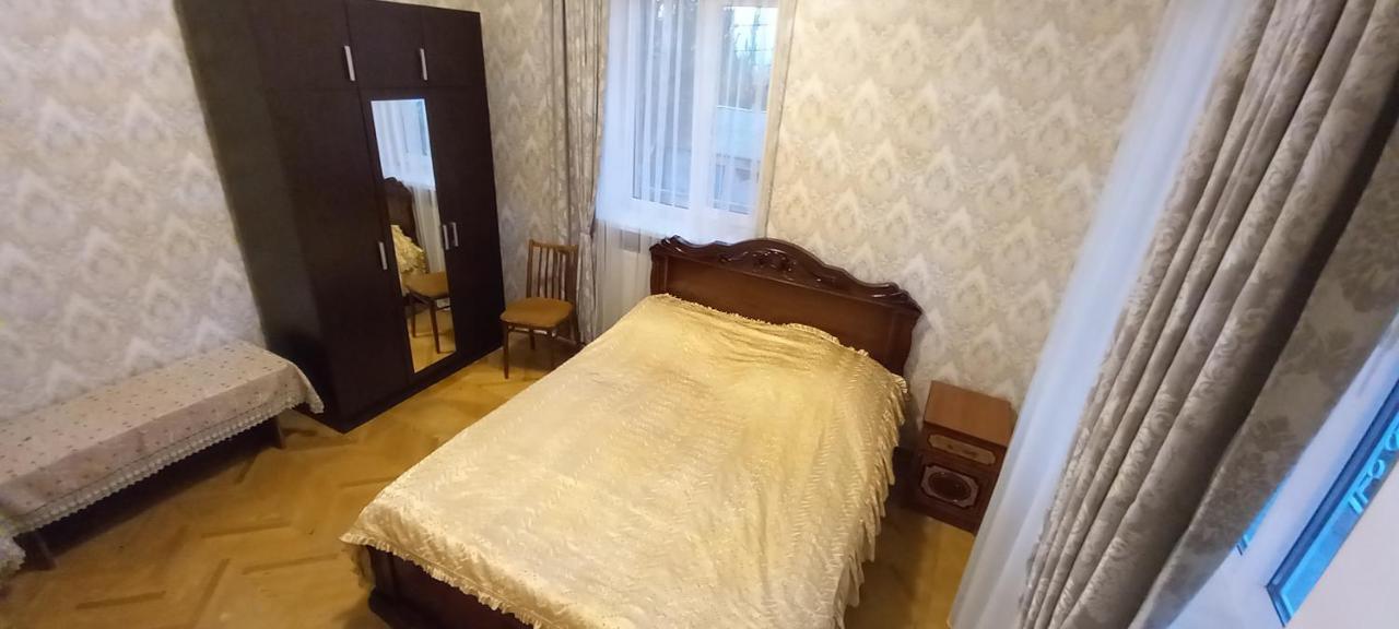 Serik & Geora Guesthouse セヴァン エクステリア 写真