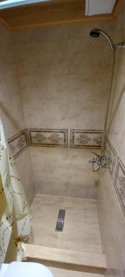 Serik & Geora Guesthouse セヴァン エクステリア 写真